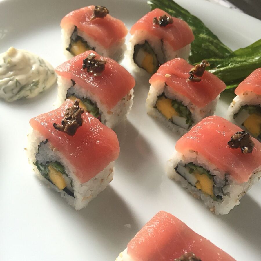 california roll sushi nutrition